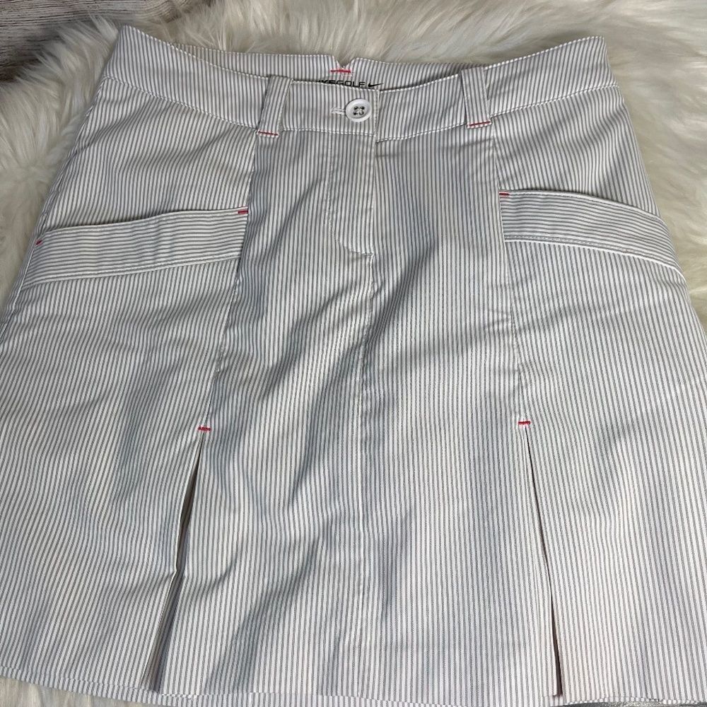 Nike Golf Tour Performance White/Beige Pleated Golf‎ Skort Sz 2